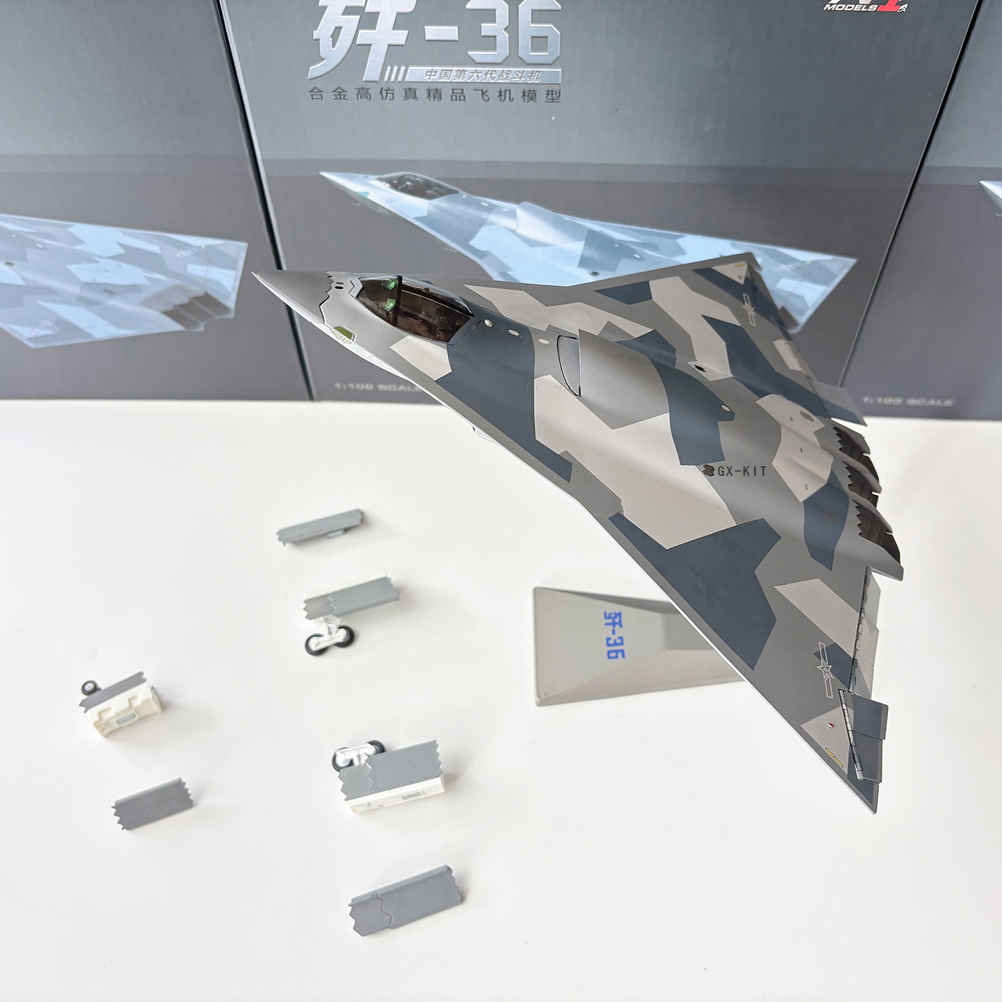 1/100 AF1 J-36 Chinese 6th Gen - Model Kit Aircraft recension och pris