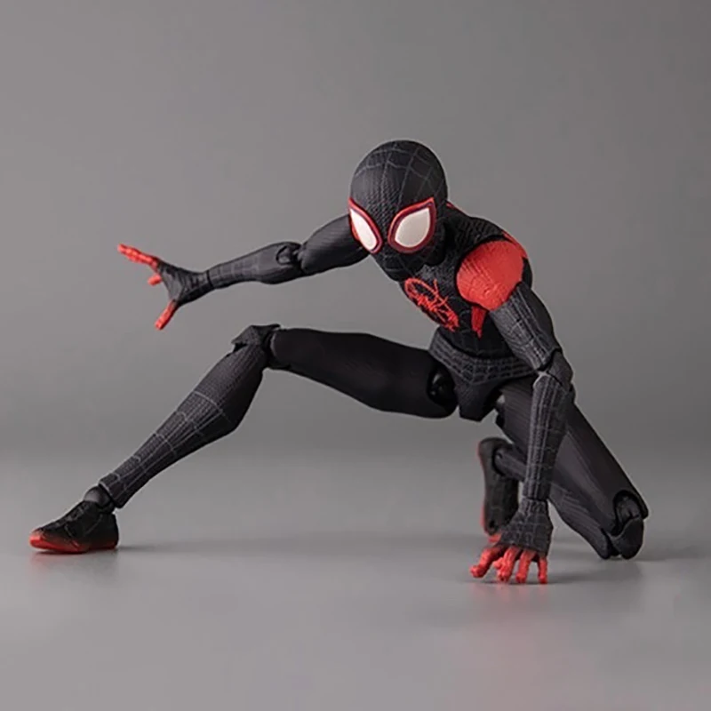 Action Figure Miles Morales Sp - Model Kit Thousand Sunny recension och pris