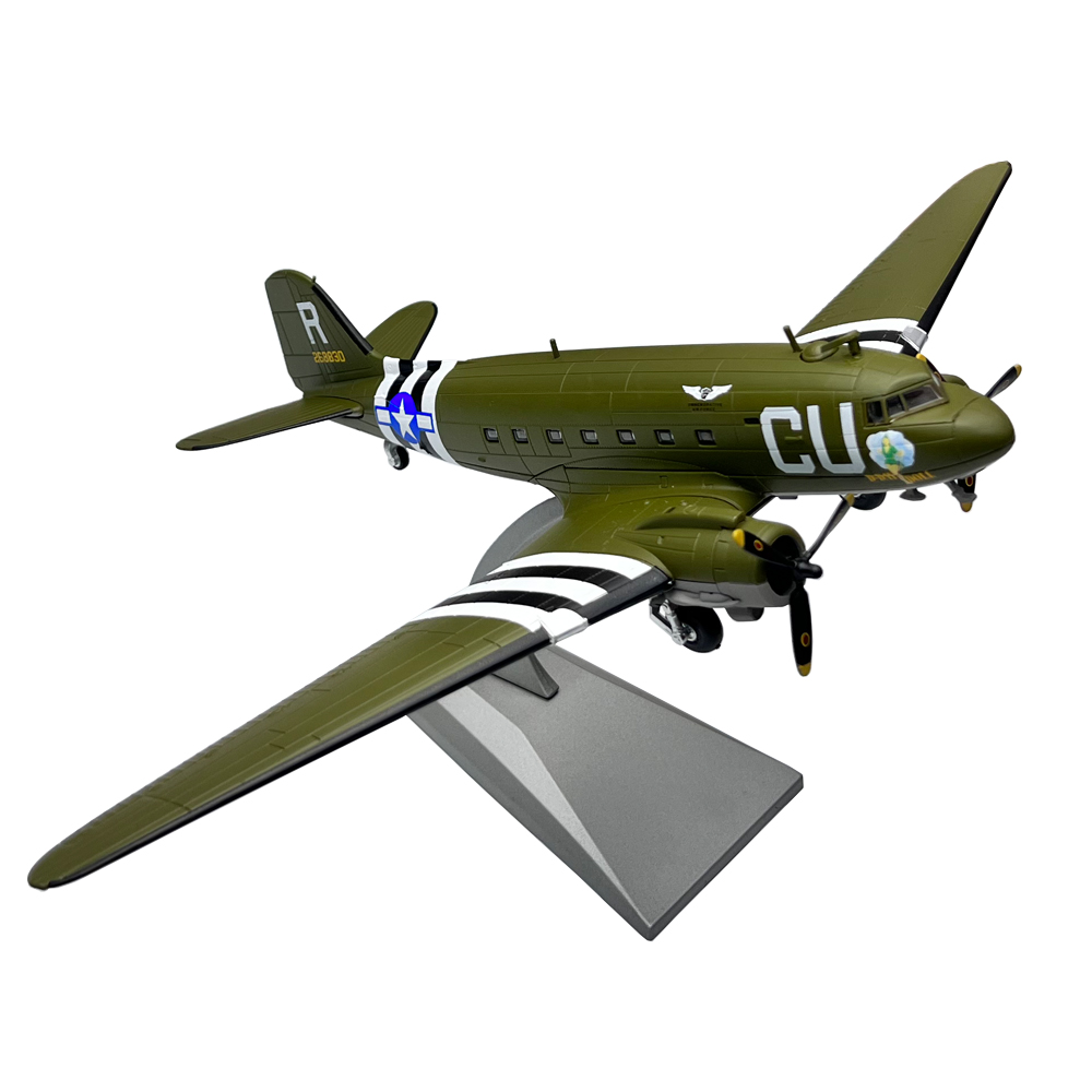 1:100 Scale World War II Dougl - Model Kit Aircraft recension och pris
