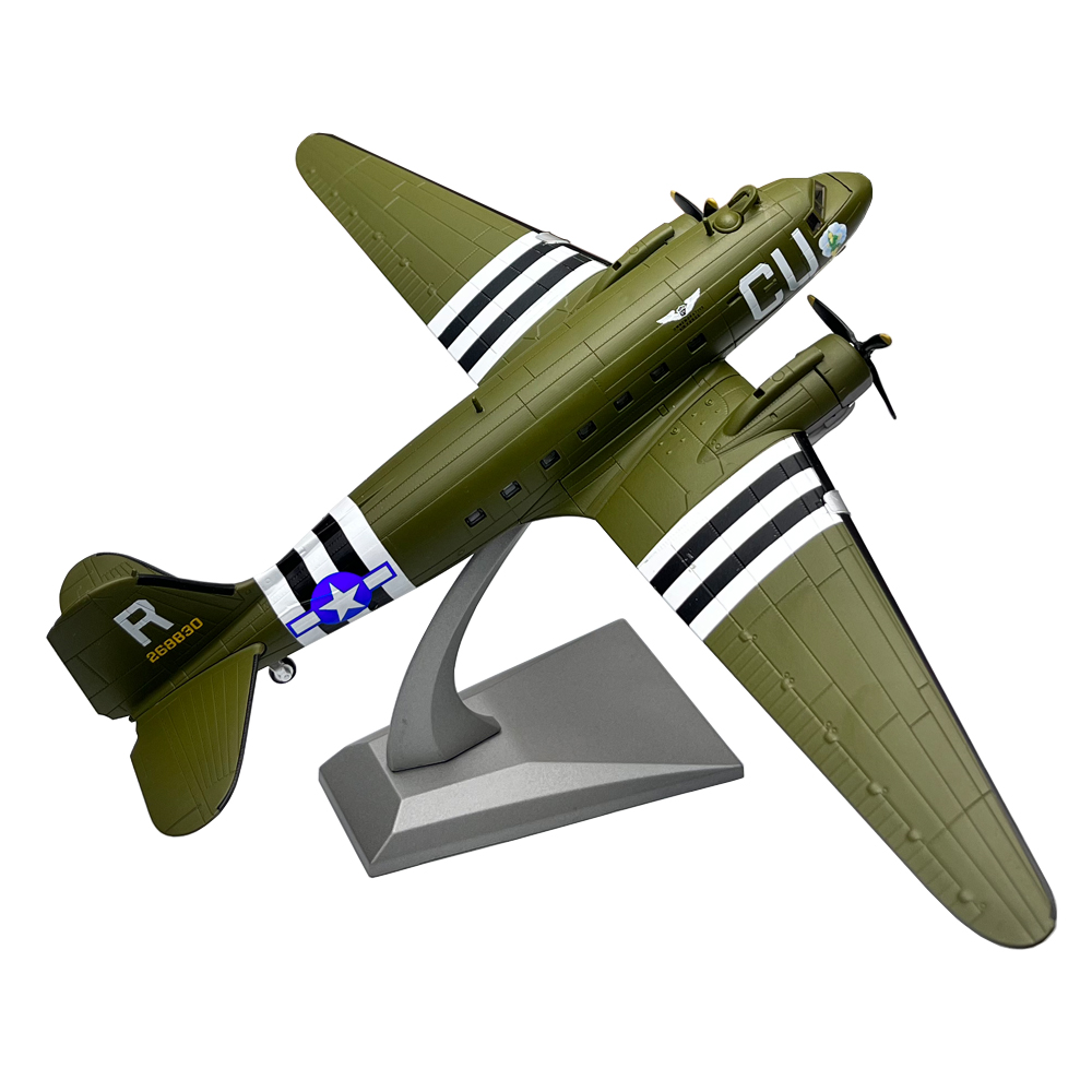 1:100 Scale World War II Dougl - Model Kit Aircraft recension och pris