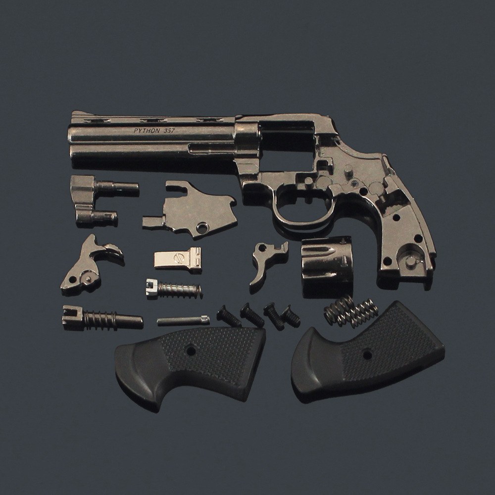 1:3 Detachable Mini Metal Gun  - Model Kit Revolver recension och pris