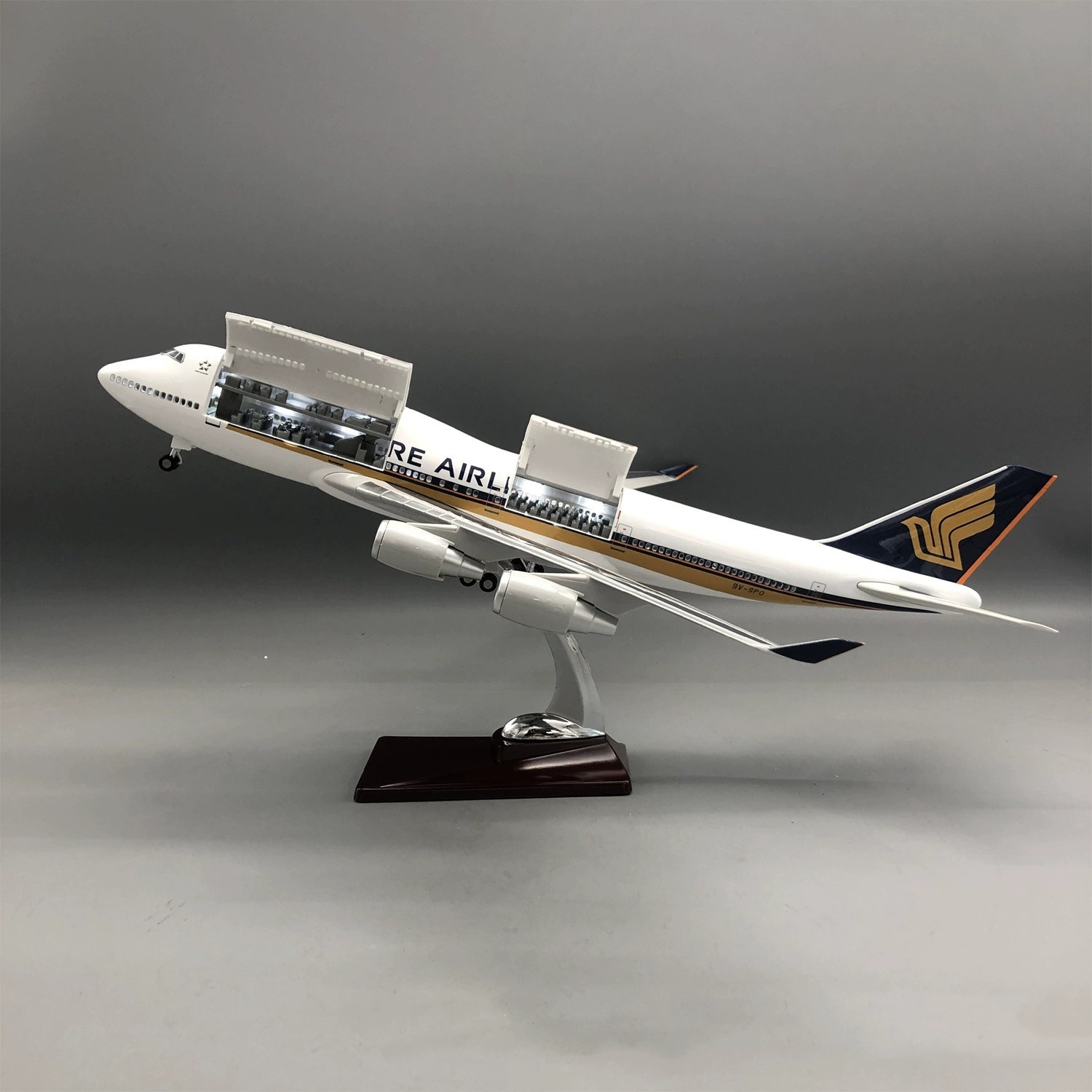 47cm Diecast 1:160 Scale Airpl - Model Kit Led recension och pris