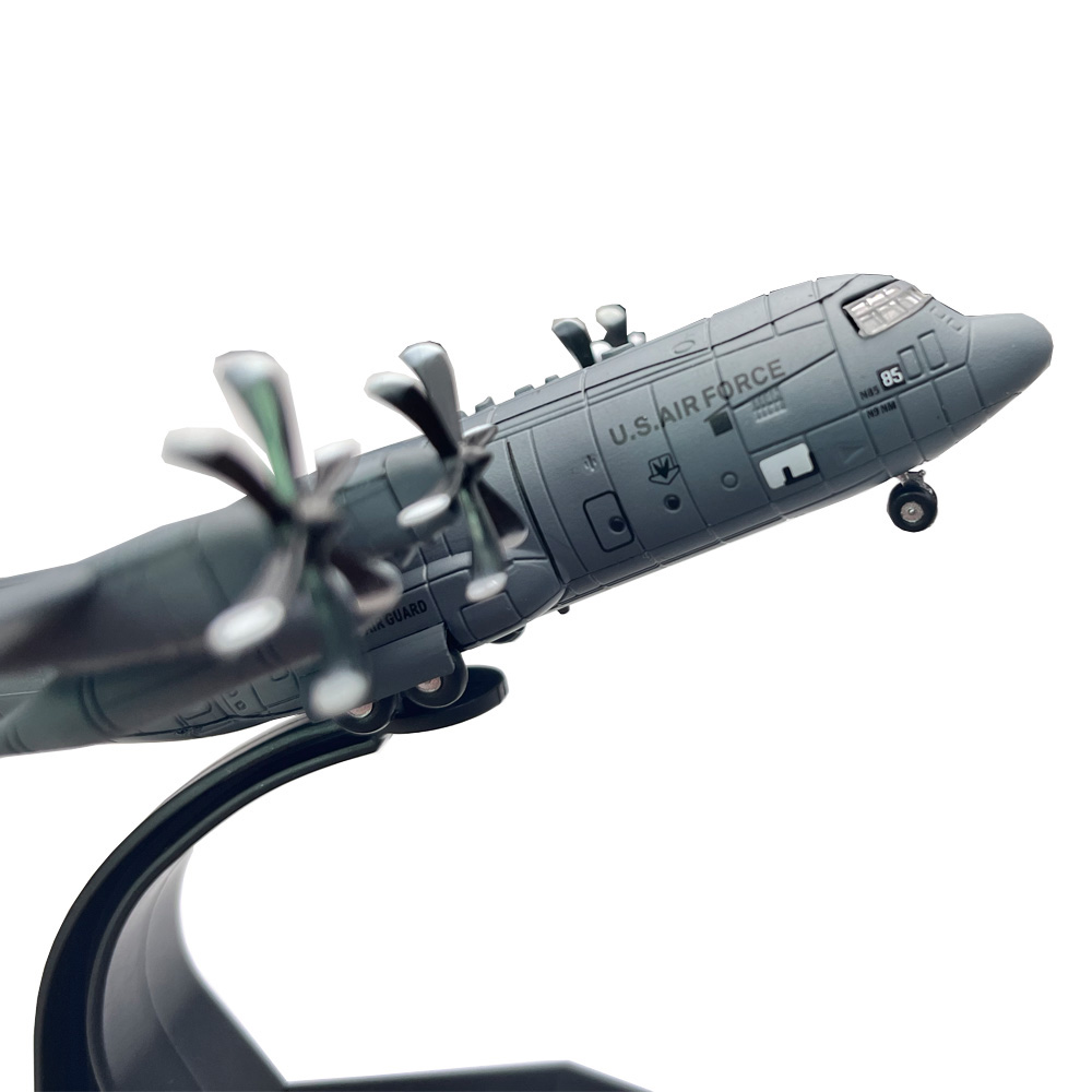 1/200 Scale US Lockheed C-130  - Model Kit Aircraft recension och pris