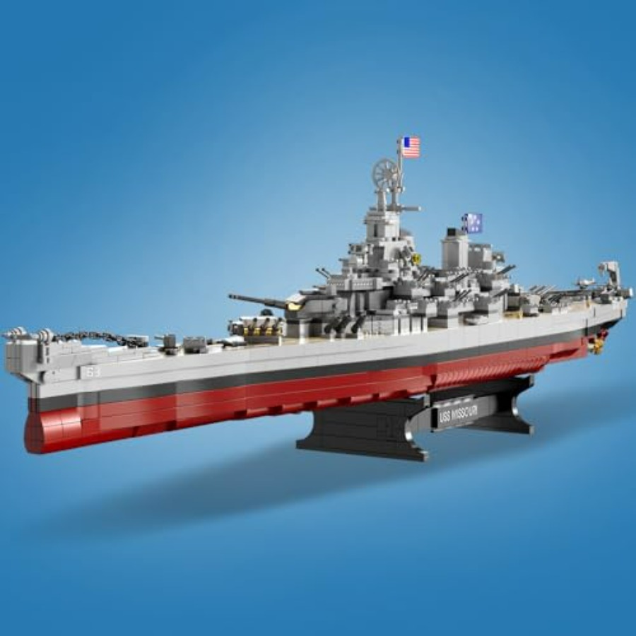 M6320 Military Series WWII Bat - Model Kit Uss Iowa recension och pris